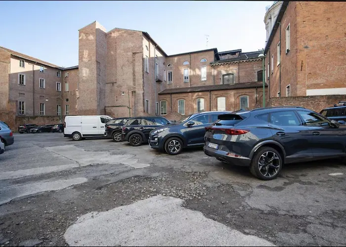 New Close To Duomo - Private Parking * Milaan