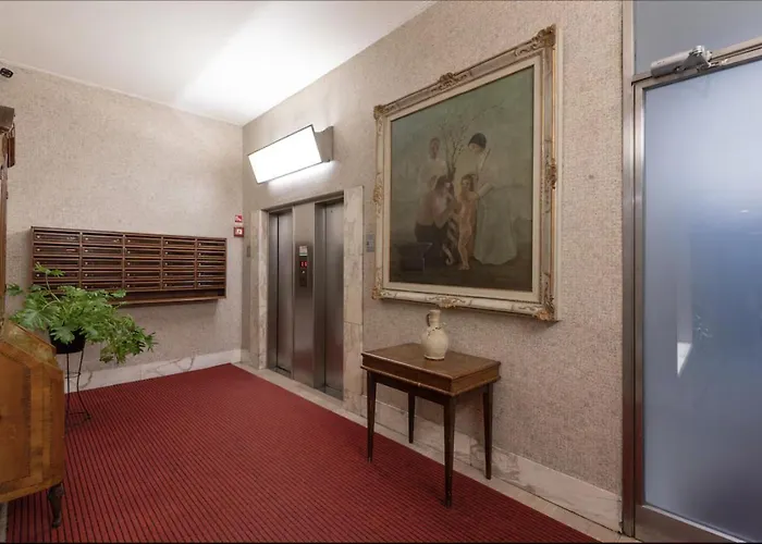 New Close To Duomo - Private Parking * Milaan