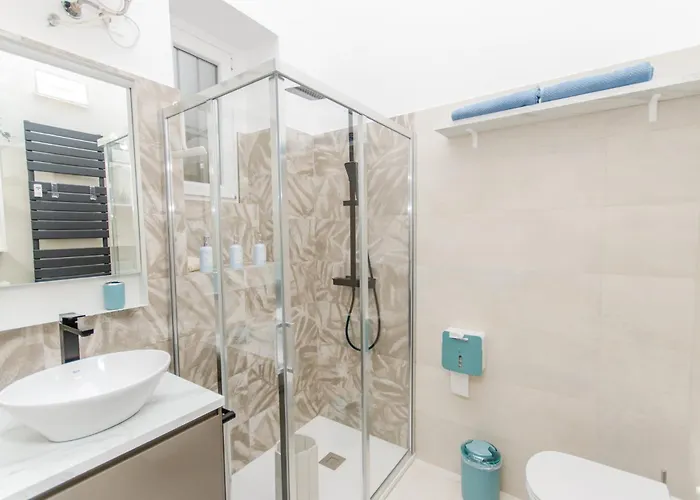 Stupendo Bilocale Ristrutturato A Nuovo Mm Argonne