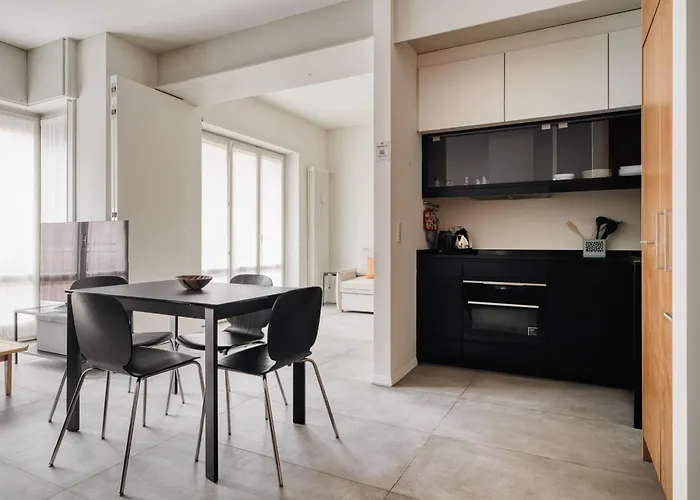 Apartament Large Milan's Navigli - 5 Gu...