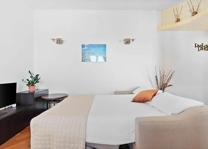 Skyline View 8 Mins To San Siro Milan