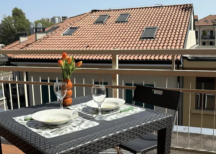 Апартаменты Attico A Corsico - Navigli E San Siro A 15 Minuti *