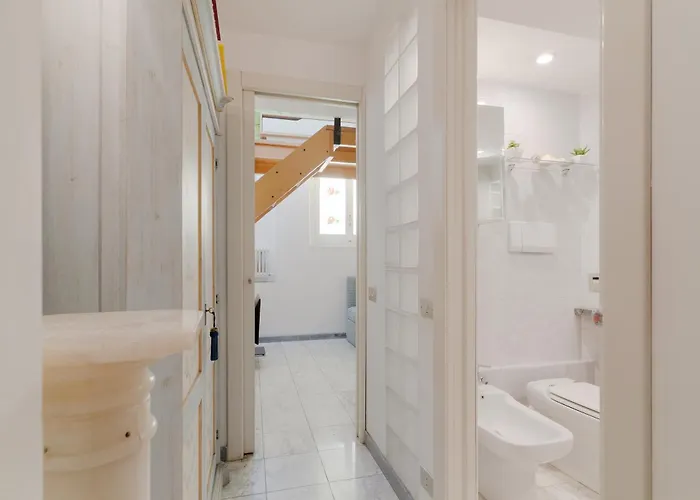 Guesthost - Arco Della Pace 아파트 *