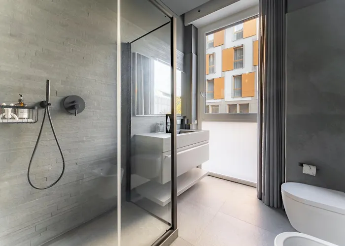 Vollihome Moscova * Милан