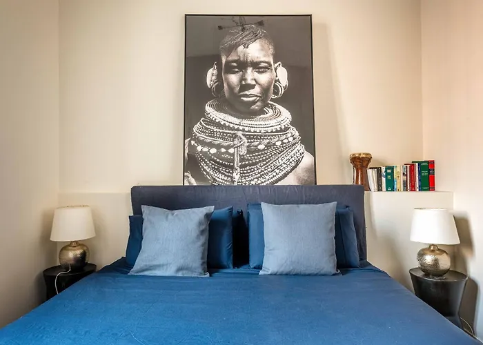 Luxury 3 Bedrooms In Brera Apartment