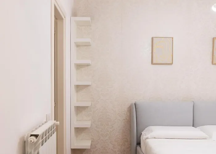 Ampio E Accogliente Bilocale In Zona Bicocca Lägenhet