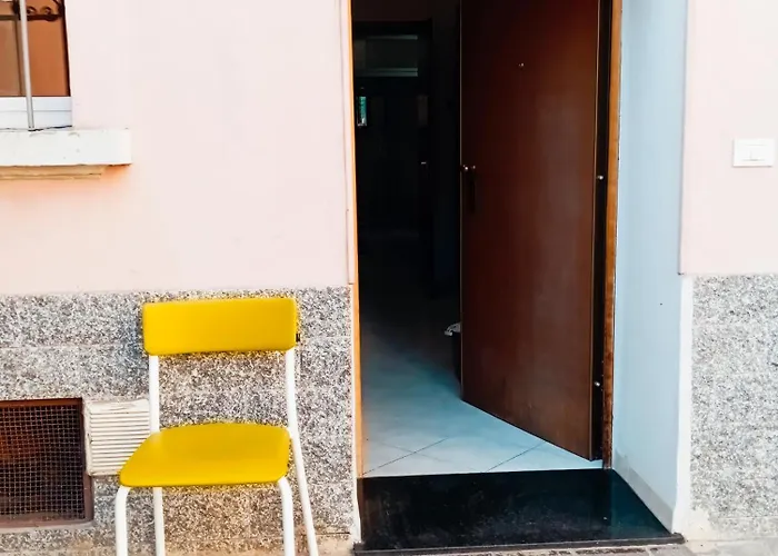 Nina House Yellow Metro Affori Center * מילאנו