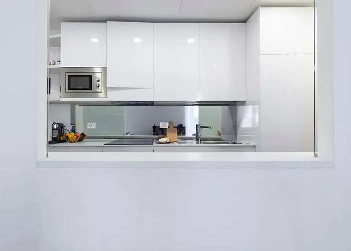 Luxury - Pergolesi 24 * Milan