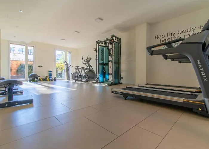 Olgiati Twelve - 3 Charming Bedrooms And Gym