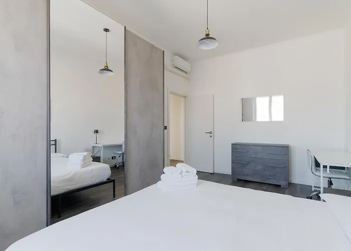 Guesthost - Comfy White Apartment Milan