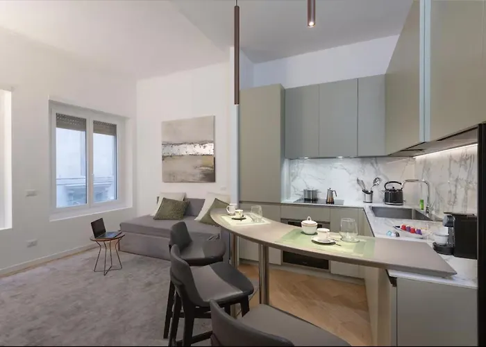 New Close To Duomo - Private Parking *