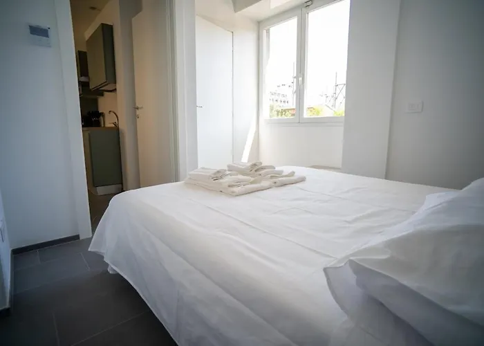 15 Nevoso Palace * Milán