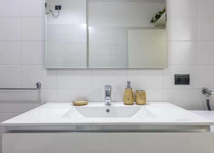 Open Space Lambrate San Raffaele * Милан