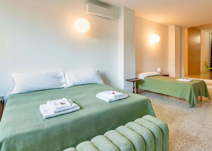 Grand Navigli * ميلان