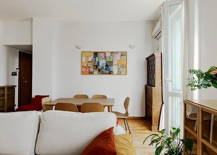 Center Rooftop With Terrace In Porta Romana Lägenhet *