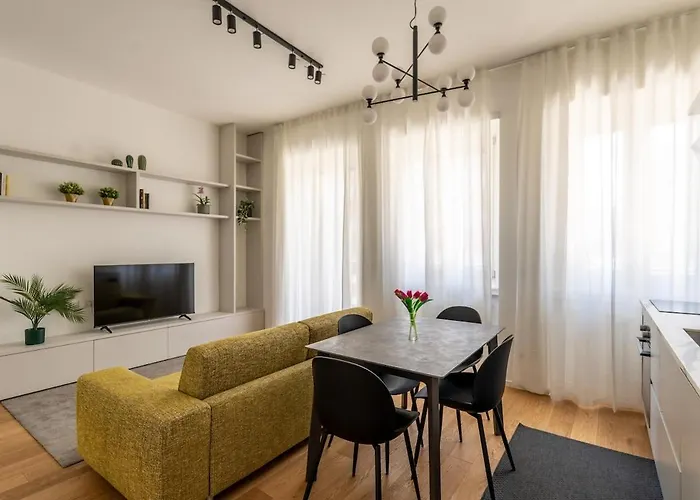 Luxury Jungle - Center Apartment Milan