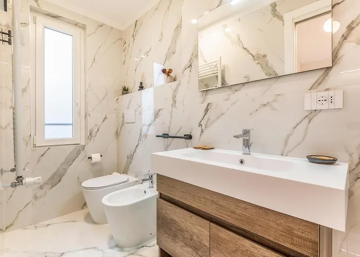 Apartmán Luxury Via Montenevoso 4 Pax Wi-fi *