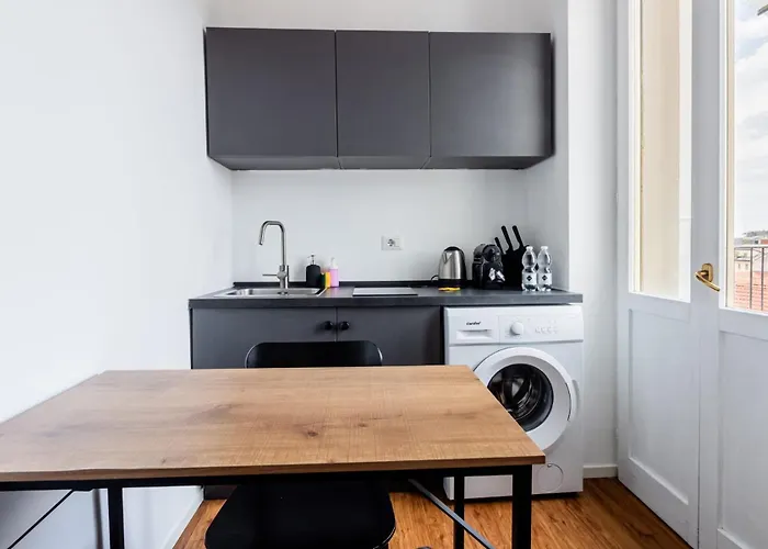 Homeby, Cozy Penthouse Apartment Milan