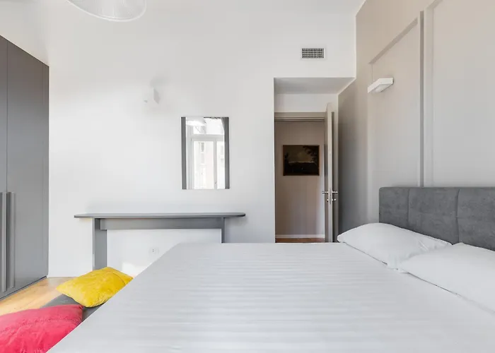 Tricolore - Luxury By Design Club Collection * Milano