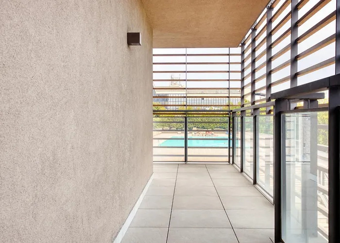 Giaxtower Gym & Pool Romantic Pool View Apartment Milan