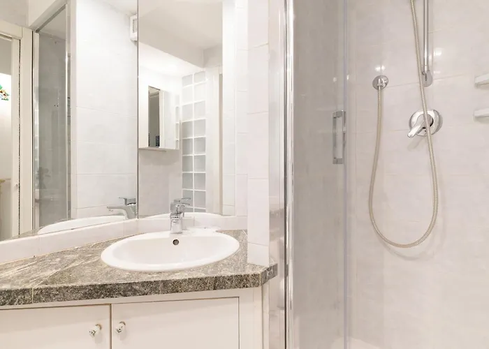 아파트 Guesthost - Arco Della Pace