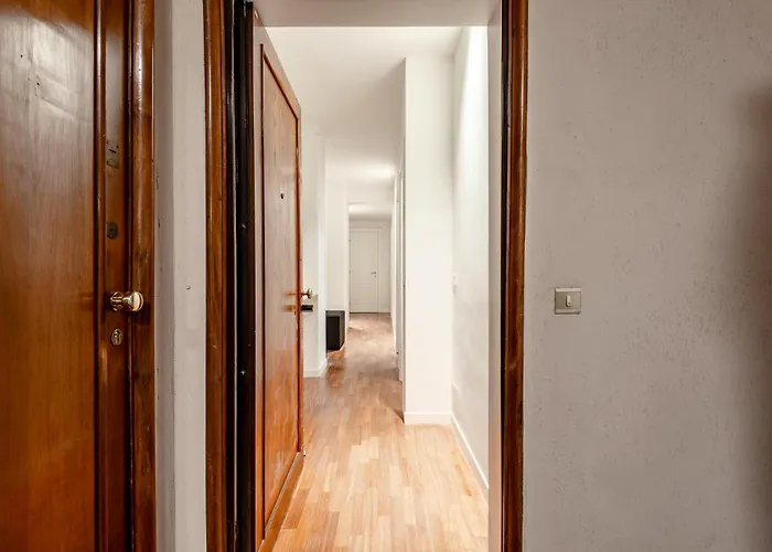 Stayeasy Crocetta - Duomo Walking, 2 Bedrooms 2 Baths Daire *