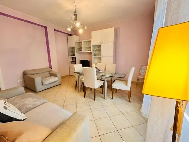 Thecolorfulhouse Navigli Centre