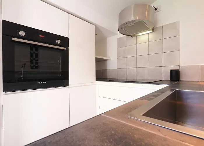 Contempora - Attic With Terrace In The Heart Of Porta Romana *