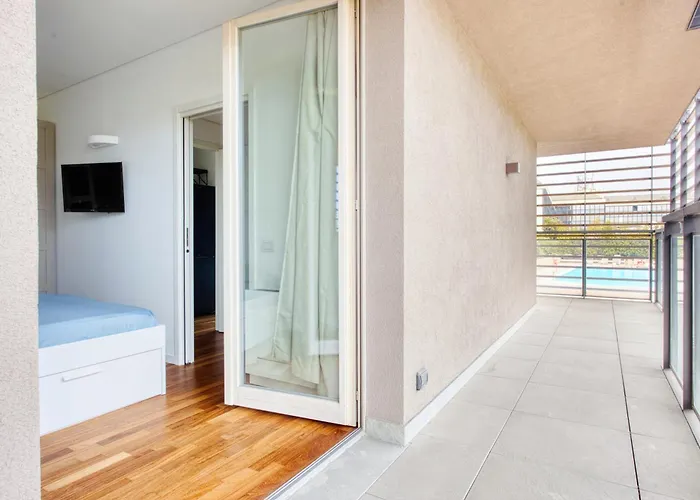 Apartment Giaxtower Gym & Pool Romantic Pool View *