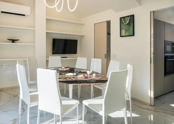 Luxury - Penthouse In Historic Center Apartamento Milão