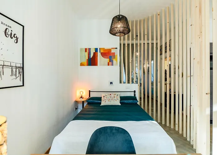 Private Garden&metro 2 Min - Wooden Wave Flat Apartamento