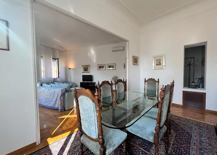 Prestigious 3 Bedrooms, 8 Guest, Centre Porta Romana * 밀라노