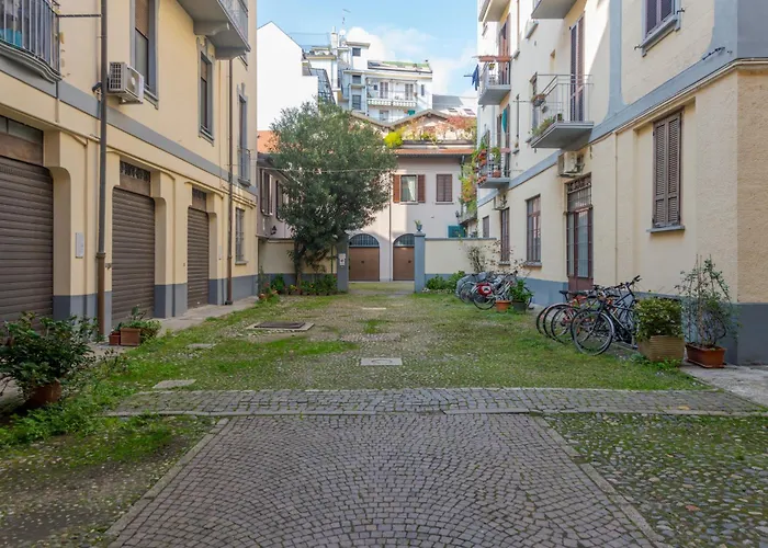 Pomponazzi 19 Two-room In The Bocconi Area Milano