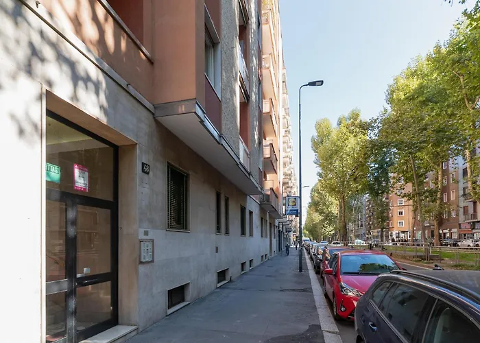 Guesthost - Comfy White * Milano