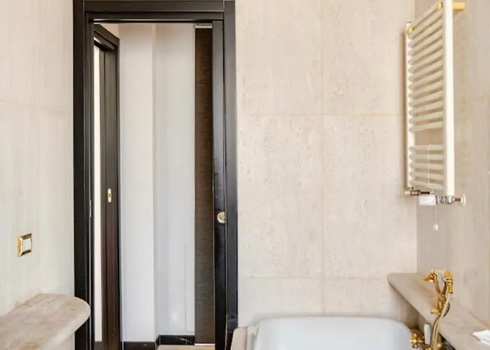 3 Bedrooms With Terrace Close To The Center Lejlighed Milano