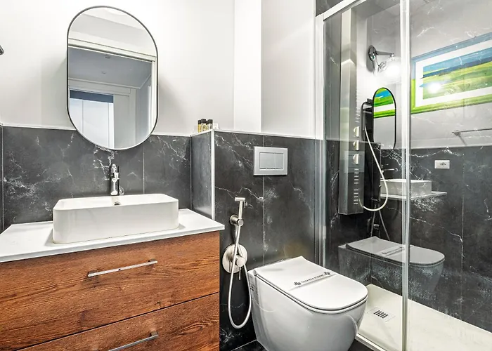 Dhome Pantano - Velasca Tower * Milán