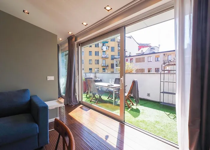 Contempora - Attic With Terrace In The Heart Of Porta Romana 아파트 밀라노