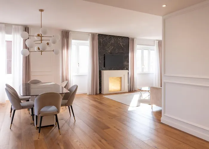 Lusso, Stile E Un Meraviglioso Terrazzo Nel Cuore Di *