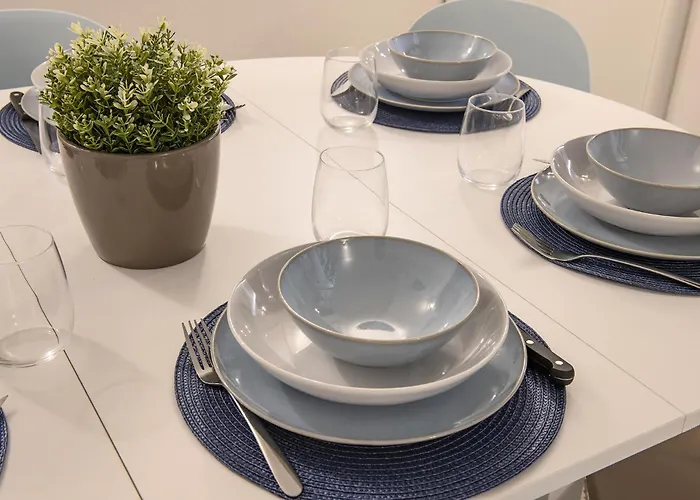 La Corte Milanese - Bocconi, Navigli & Duomo Milán