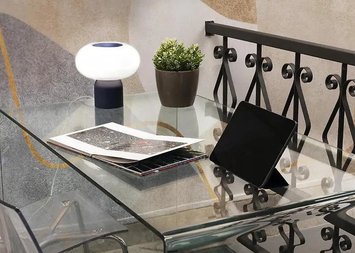 La Corte Milanese - Bocconi, Navigli & Duomo