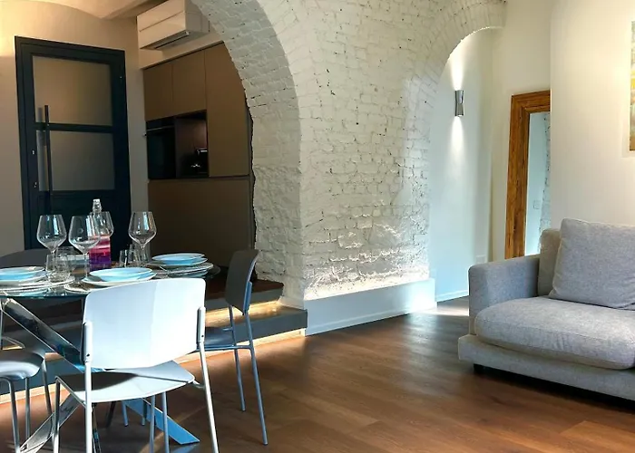 Elegant Design Loft For A Luxury Stay, M1 To Duomo 아파트 *