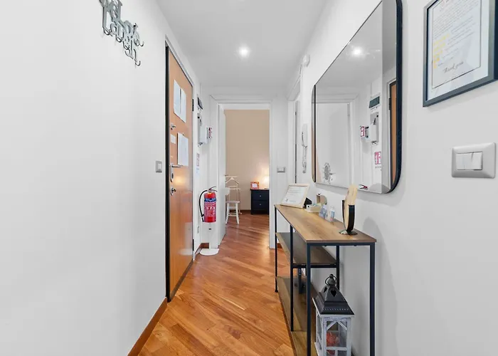 Appartement Skyline View 8 Mins To San Siro Milan