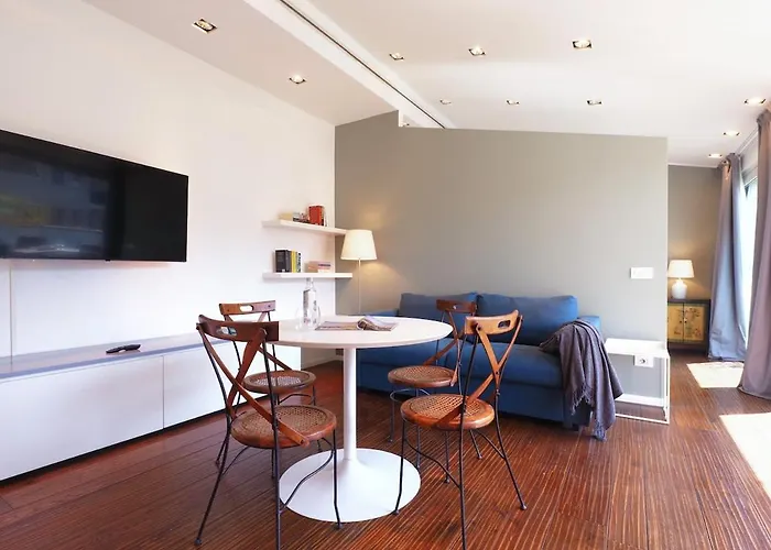 Contempora - Attic With Terrace In The Heart Of Porta Romana 아파트 밀라노