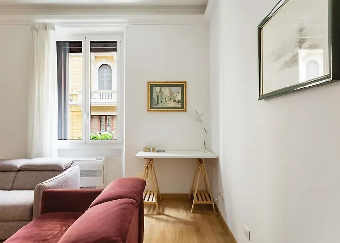 Apartment Design Flat In Porta Venezia Mailand