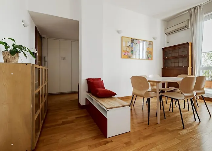 Center Rooftop With Terrace In Porta Romana *