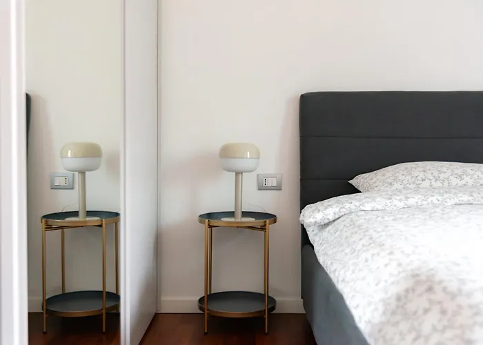 Vollihome Moscova * Milano