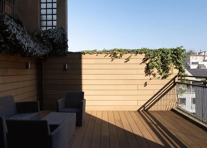 Lusso, Stile E Un Meraviglioso Terrazzo Nel Cuore Di Милан