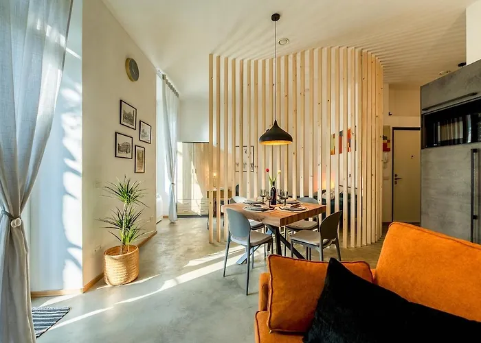 Private Garden&metro 2 Min - Wooden Wave Flat *