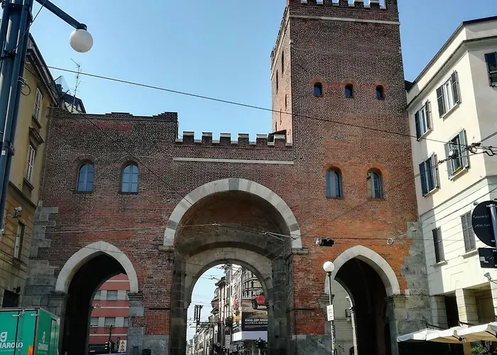 Modern Flat Historical Center Colonne San Lorenzo Navigli *