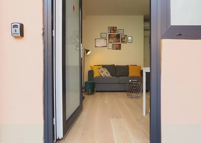 Primopiano - Brusuglio B * Milan